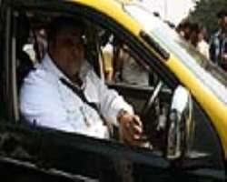 He has a soft heart under his big physique. His fan would love him more after reading this fact. He spent the day as a taxi driver to raise funds for 